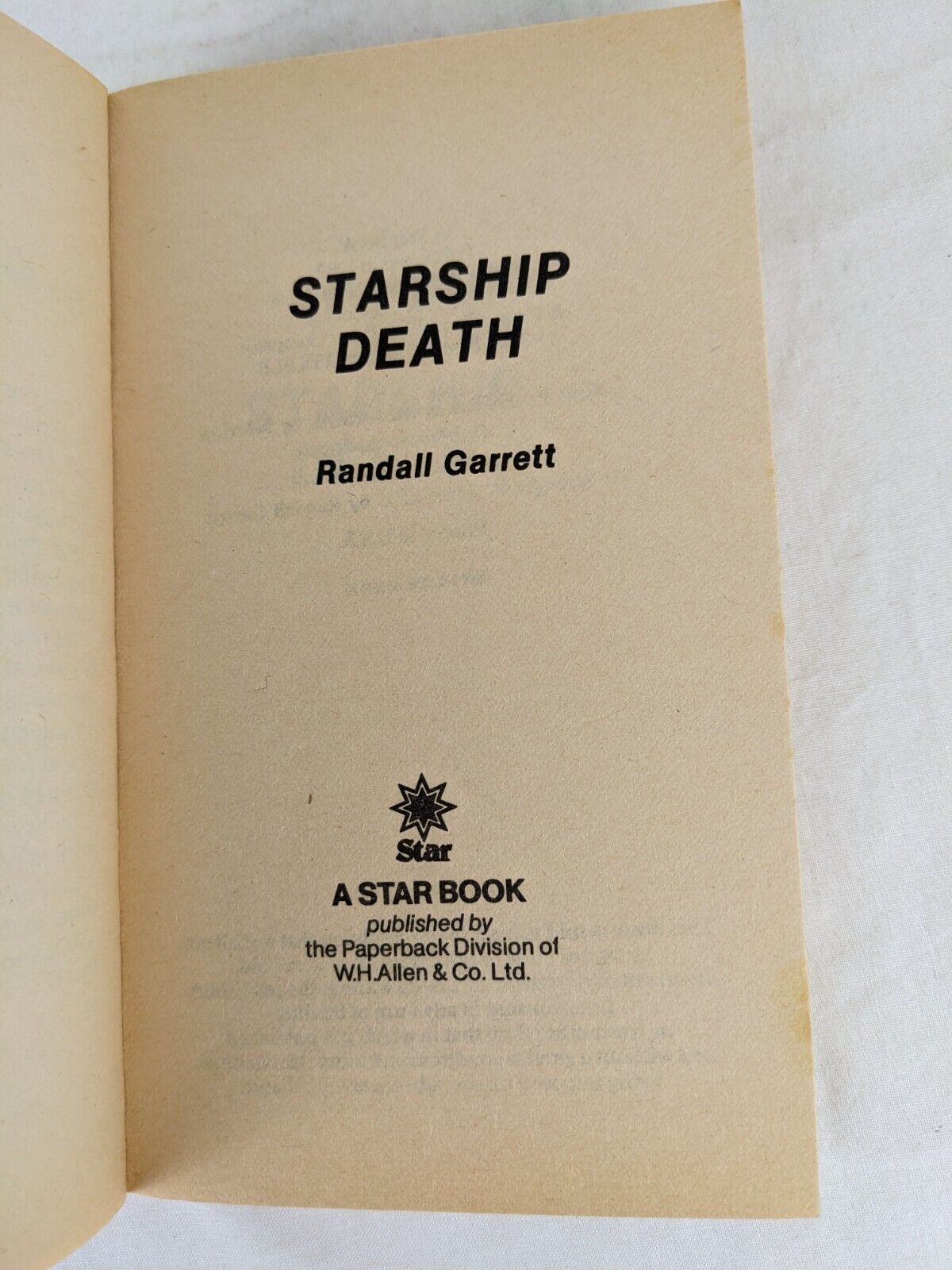 starship death by randall Garrett 1982 Cyber punk science ficition