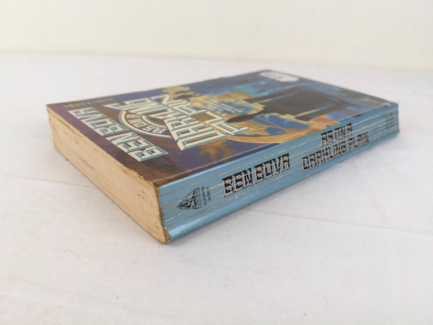 As on a darkling plain by Ben Bova 1985 TOR Books