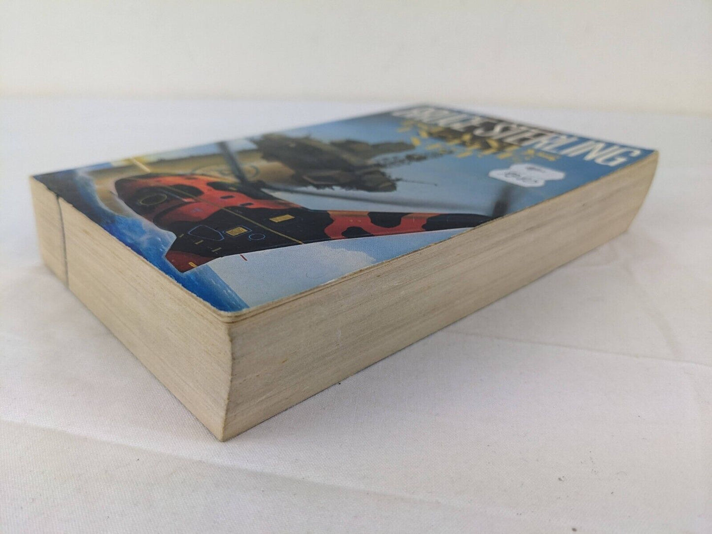 Islands in the Net by Bruce Sterling 1989 legend edition
