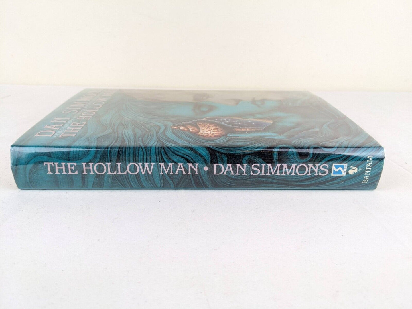 The hollow man by Dan Simmons 1992 Hardcover US First Edition