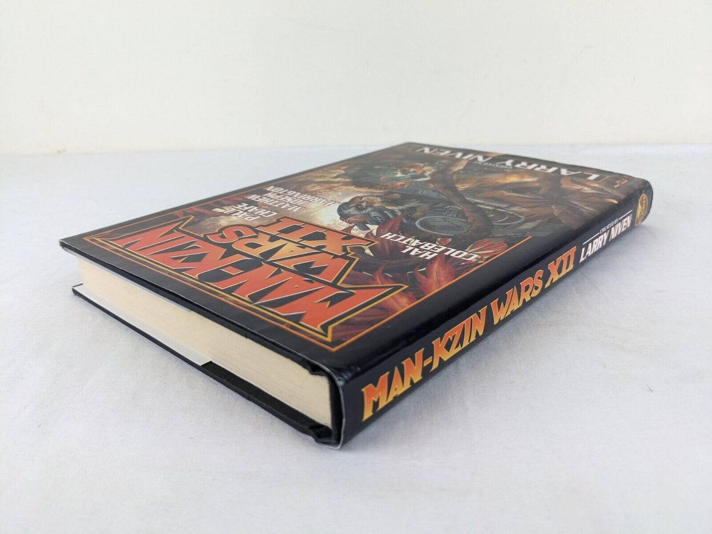 Man-Kzin wars XII by Hal Colebatch Larry Niven 2009 First Edition Hardcover Baen