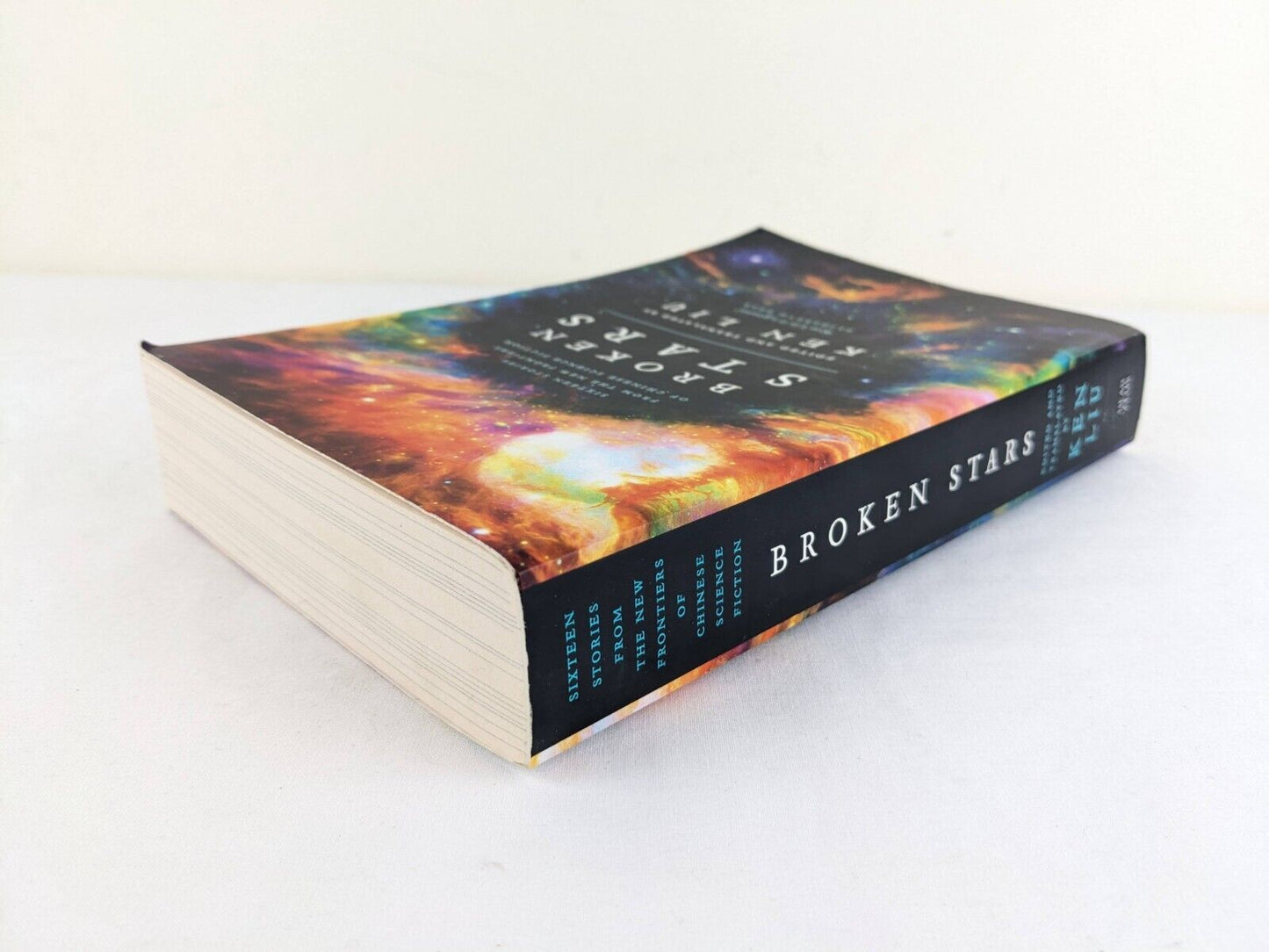 Broken stars edited by Ken Liu 2019 - 16 Chinese science fiction stories