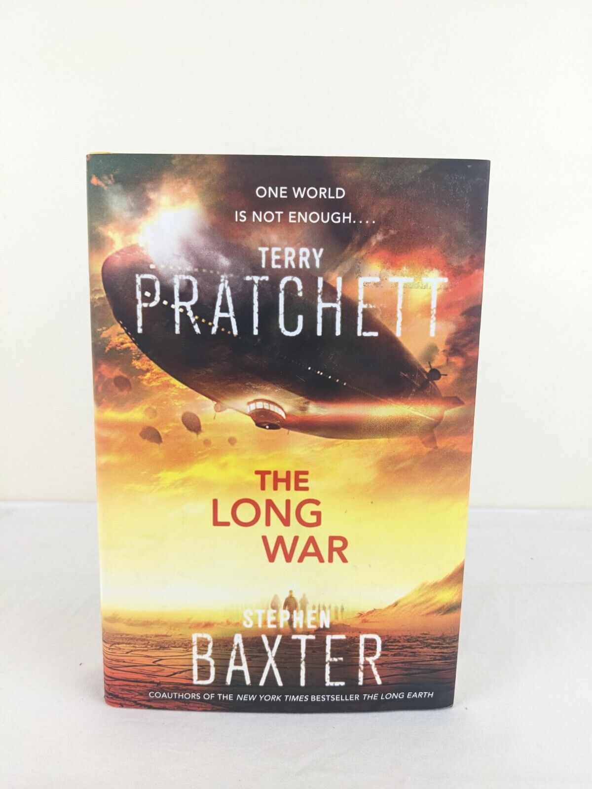 The long war by Terry Pratchett & Stephen Baxter Hardcover US First Edition 2013