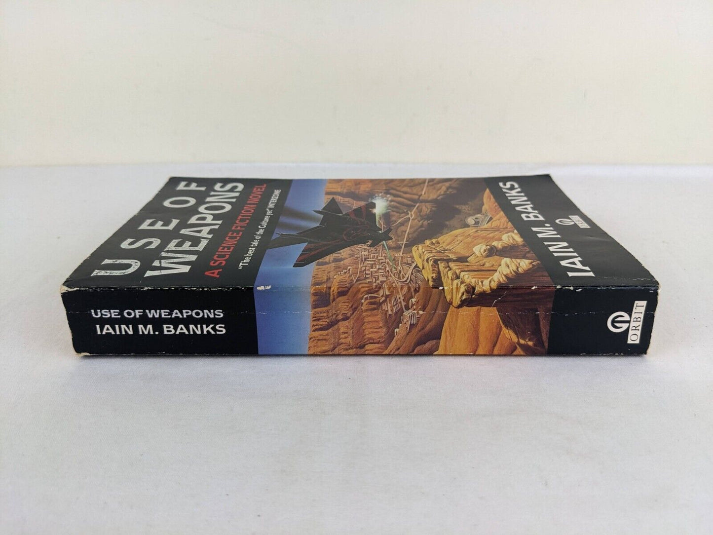 Use of weapons by Iain M. Banks 1992 Culture series