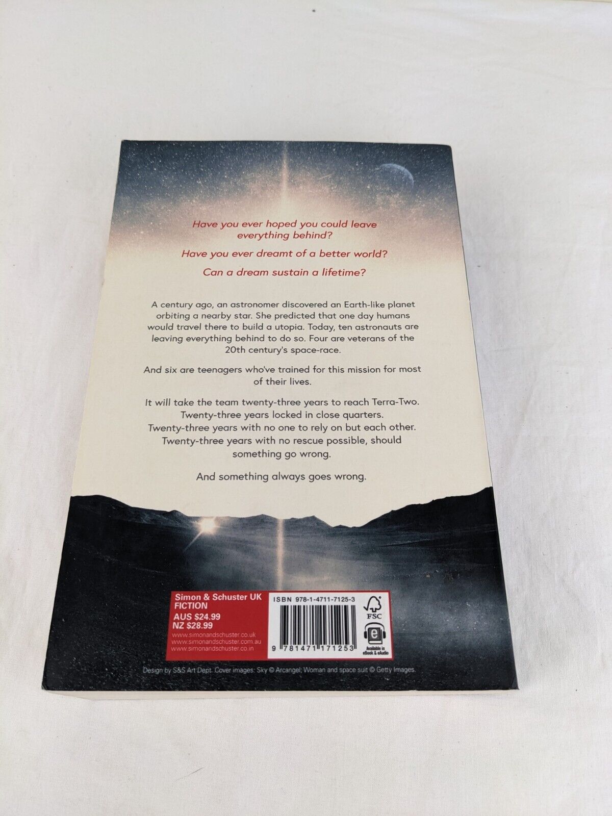 Do you dream of Terra-two? by Temi Oh 2019