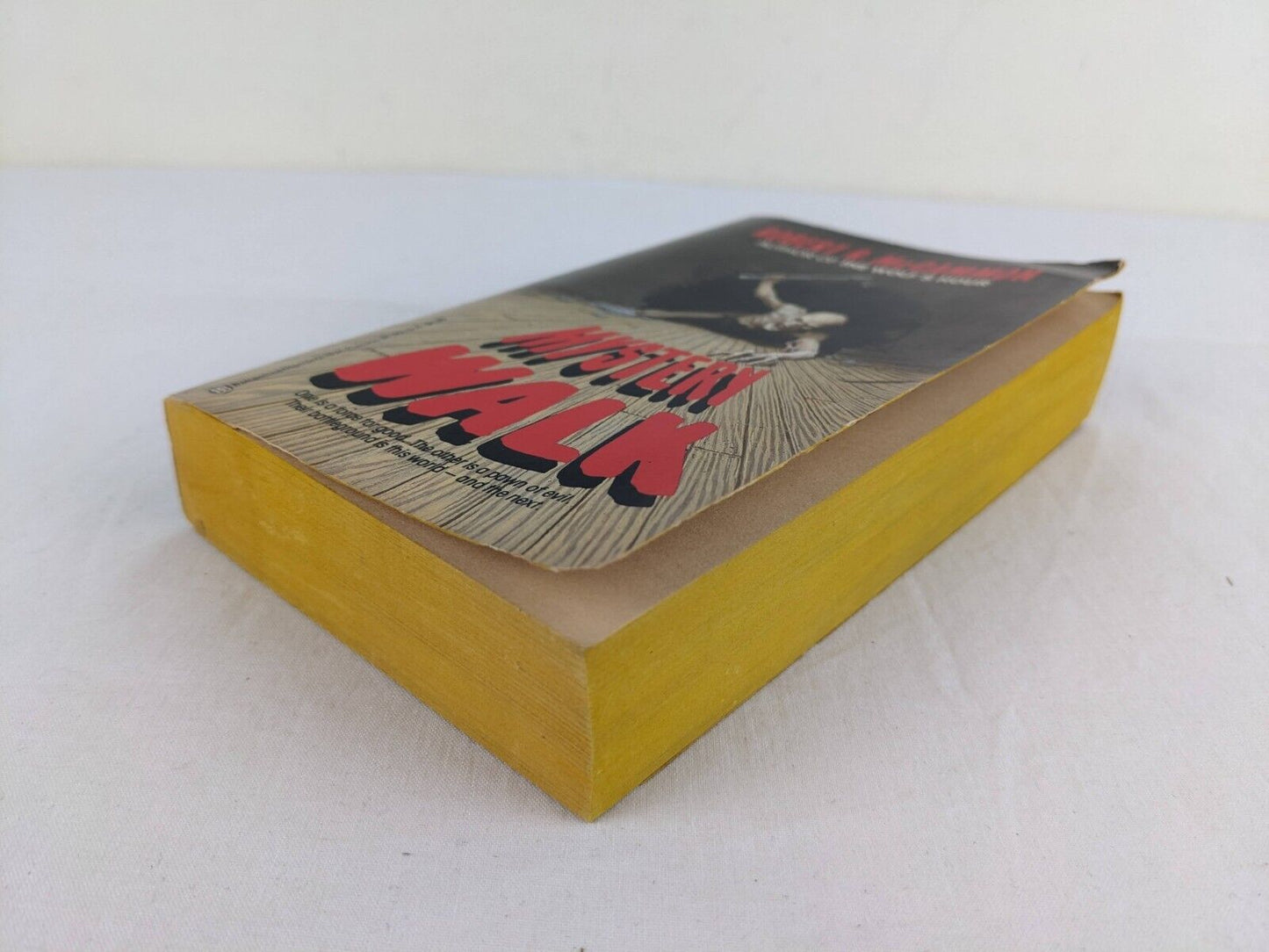 Mystery walk by Robert R. McCammon 1989