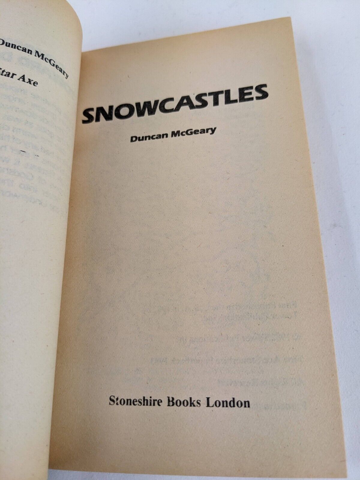 Snowcastles by Duncan McGeary 1983 Sword and Sorcery