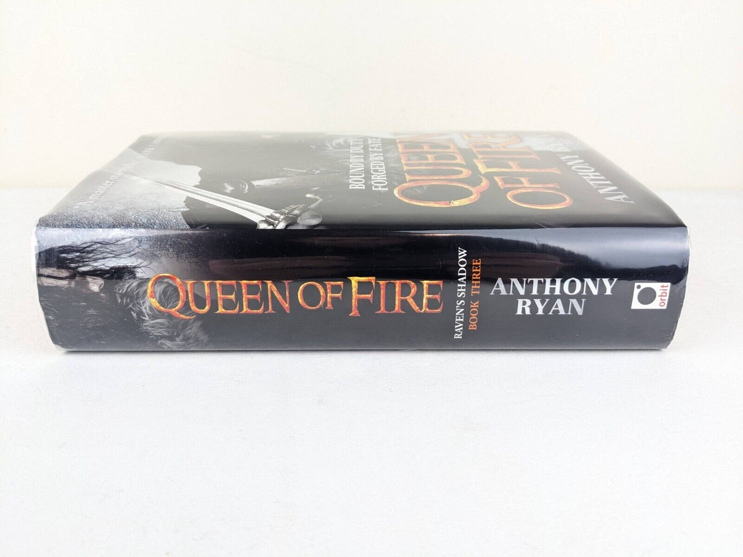 Queen of fire by Anthony Ryan 2015 Hardcover Raven's shadow