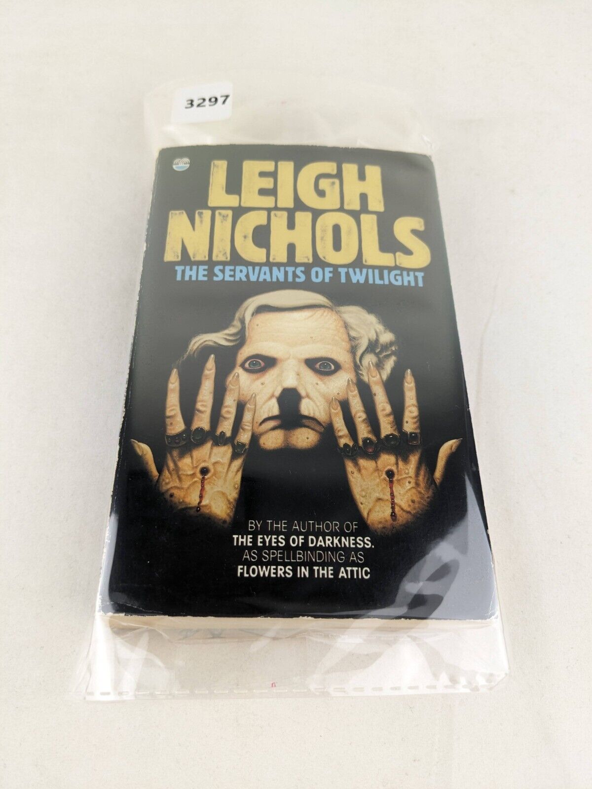 The servants of twilight by Leigh Nichols 1988 Fontana Horror