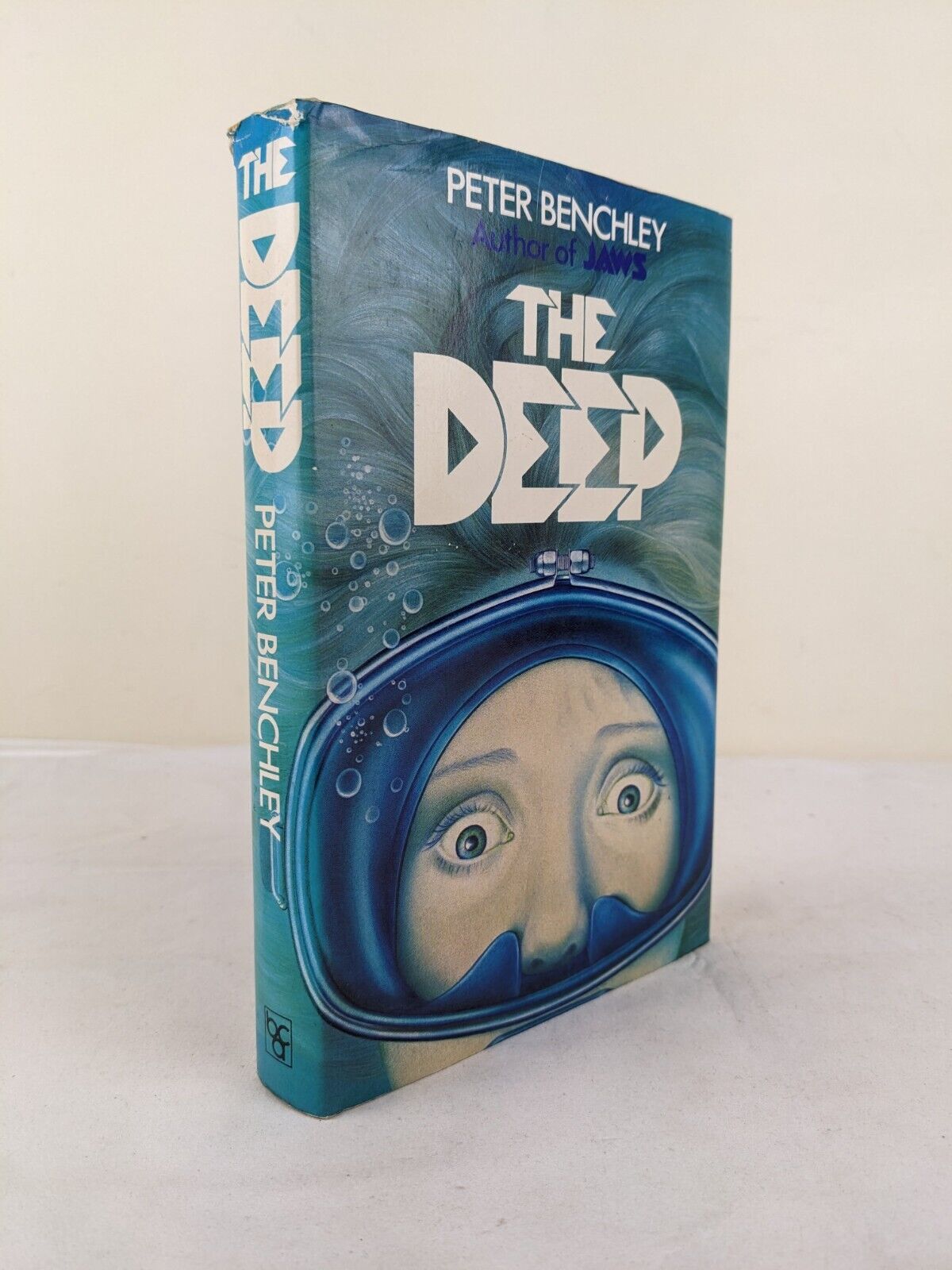 The deep by Peter Benchley hardcover First Edition 1976