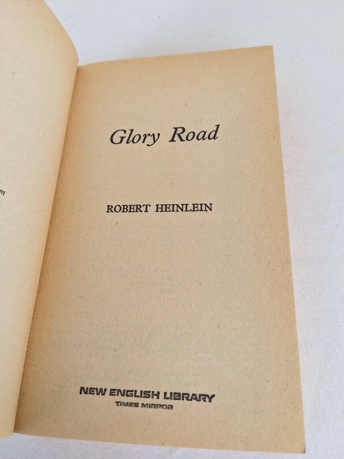 Glory Road by Robert Heinlein 1976 New English Library