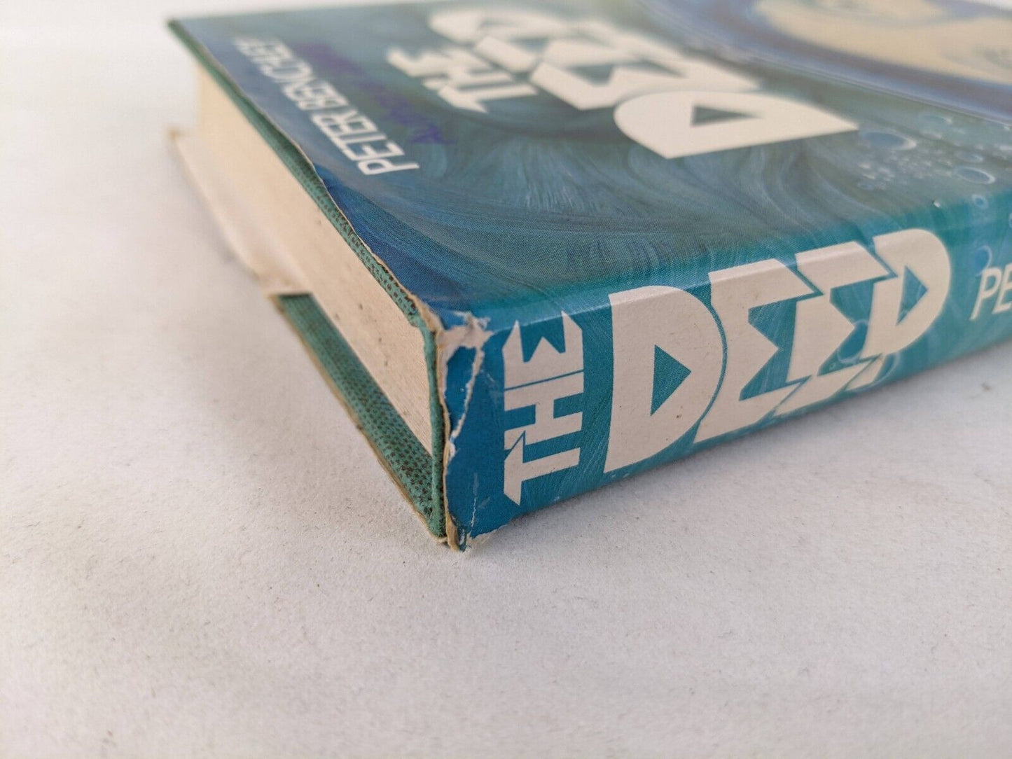 The deep by Peter Benchley hardcover First Edition 1976