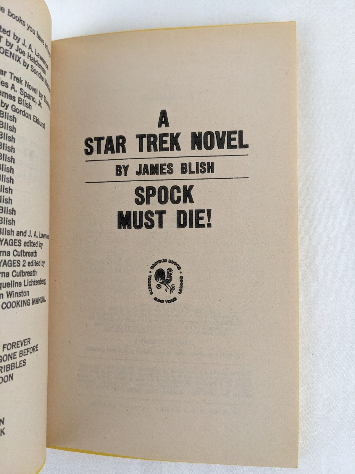 Star Trek by James Blish - Spock must die! & Day of the dove 1985