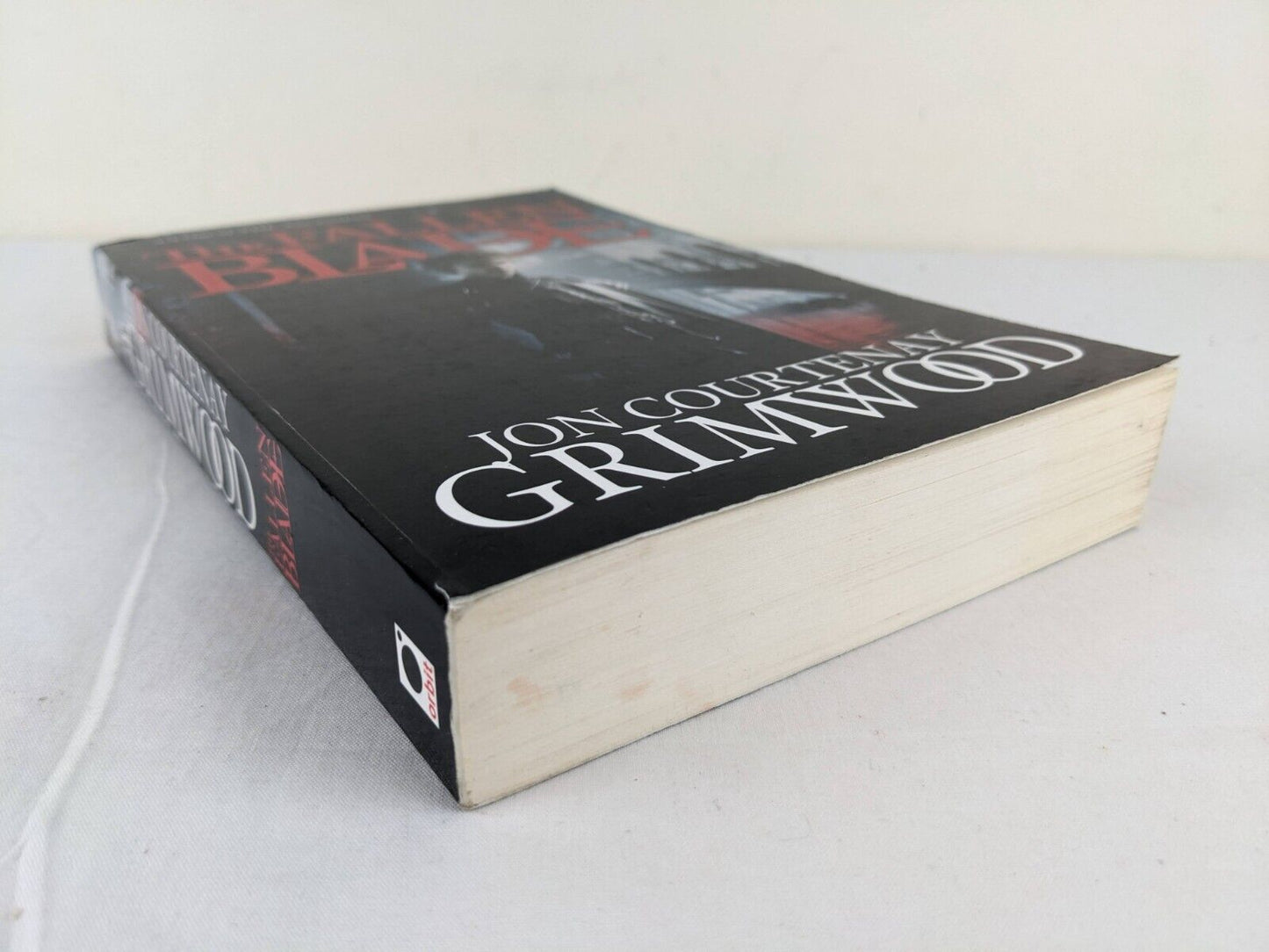 The fallen blade by Jon Courtenay Grimwood 2011 The assassini