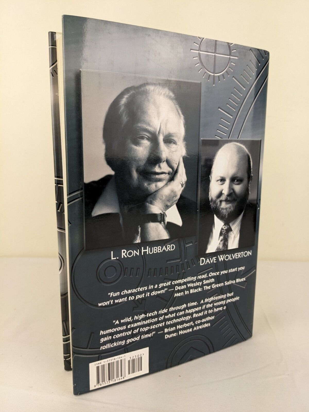 A very strange trip - L. Ron Hubbard story by Dave Wolverton hardcover 1999