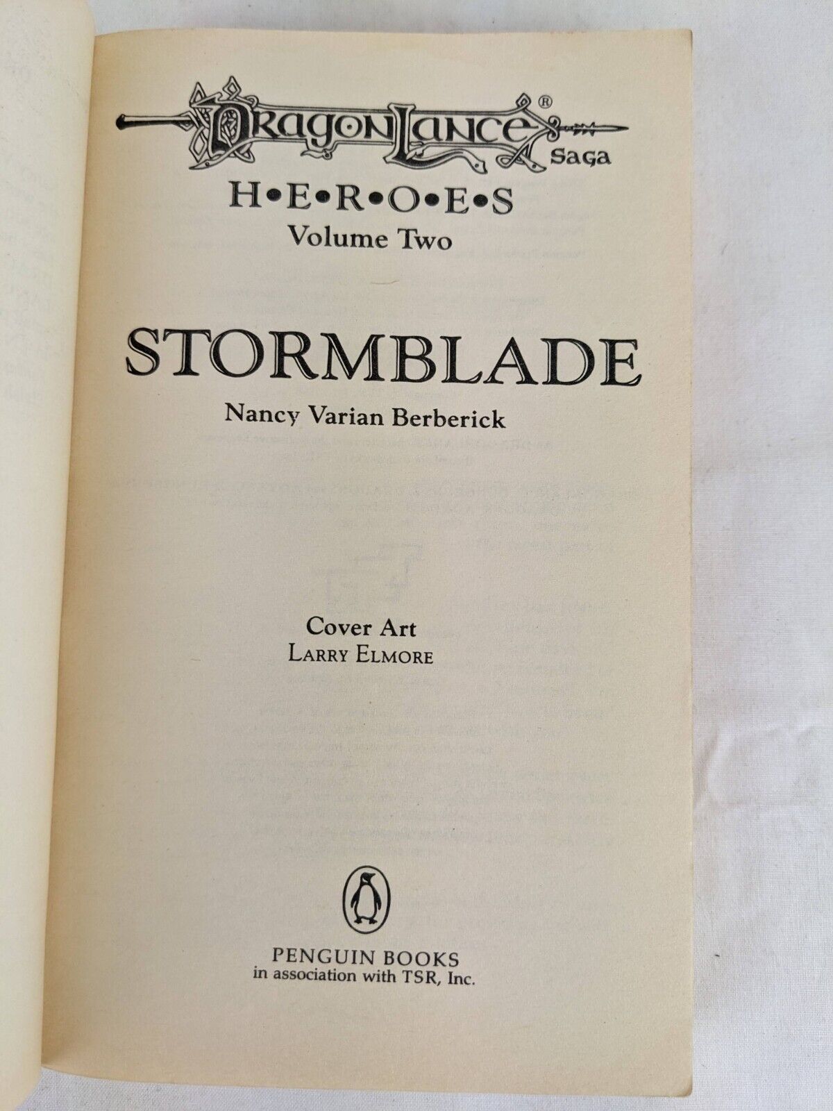 Dragonlance heroes: Stormblade by Nancy Varian Berberick 1988