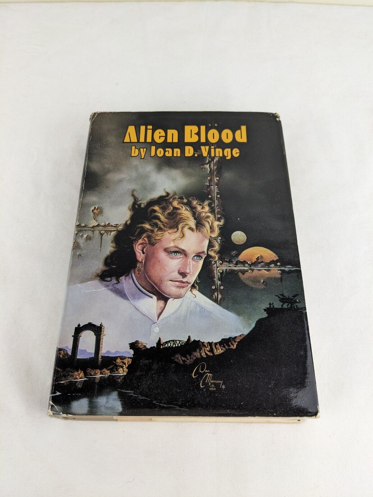 Alien Blood: Psion & Catspaw by Joan D. Vinge 1988 Hardcover