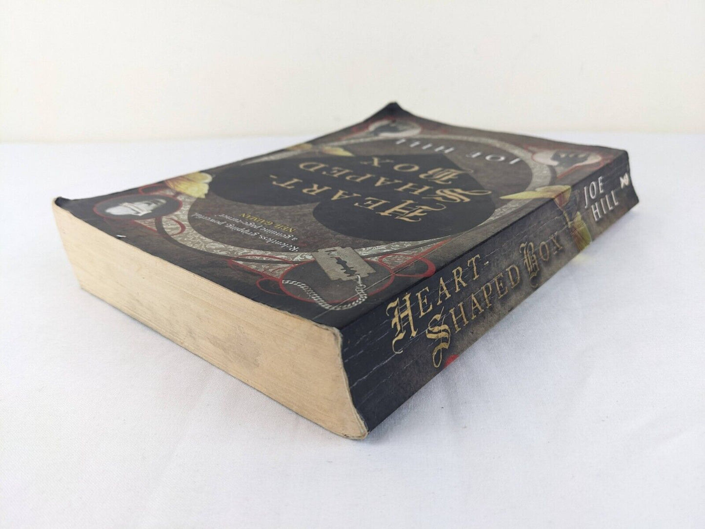 Heart-Shaped Box by Joe Hill 2007