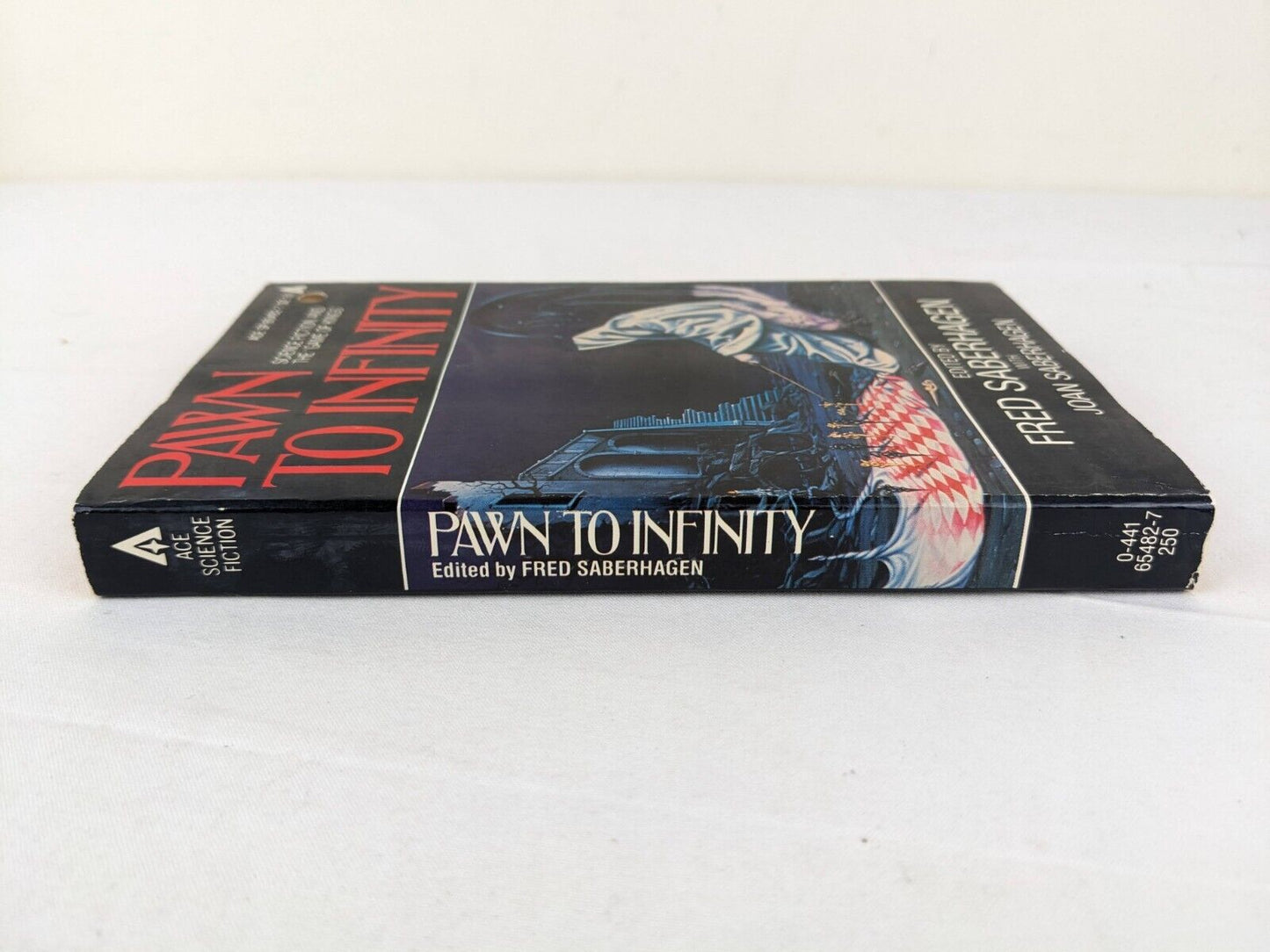Pawn to infinity edited by Fred Saberhagen with Joan Saberhagen 1982 ace books