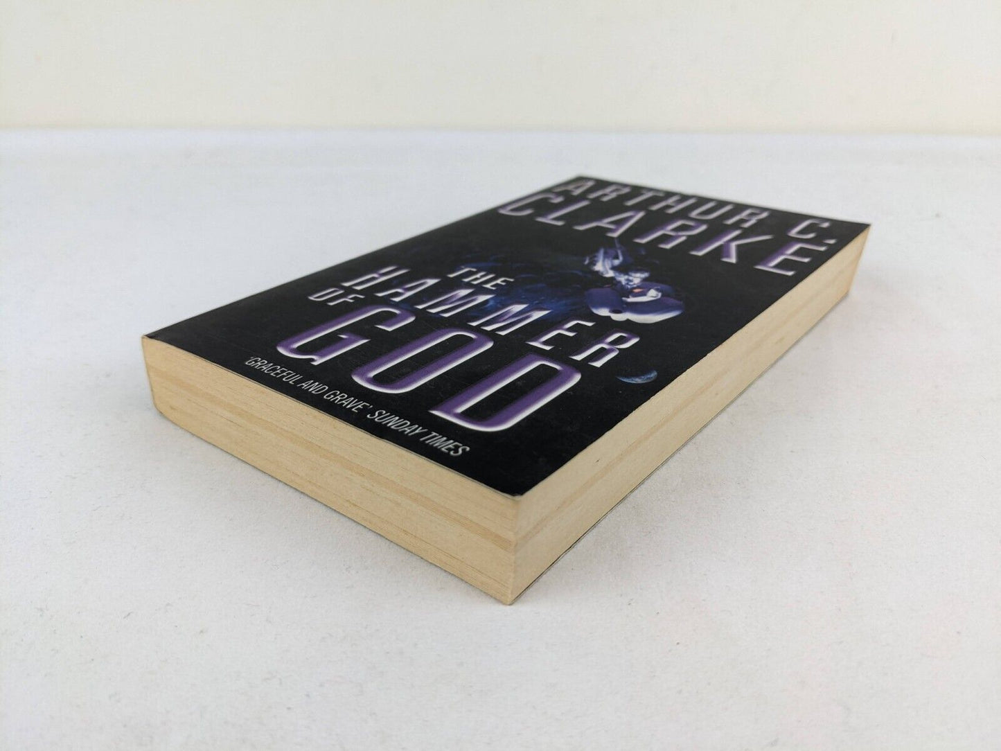 The hammer of god by Arthur C. Clarke 2000