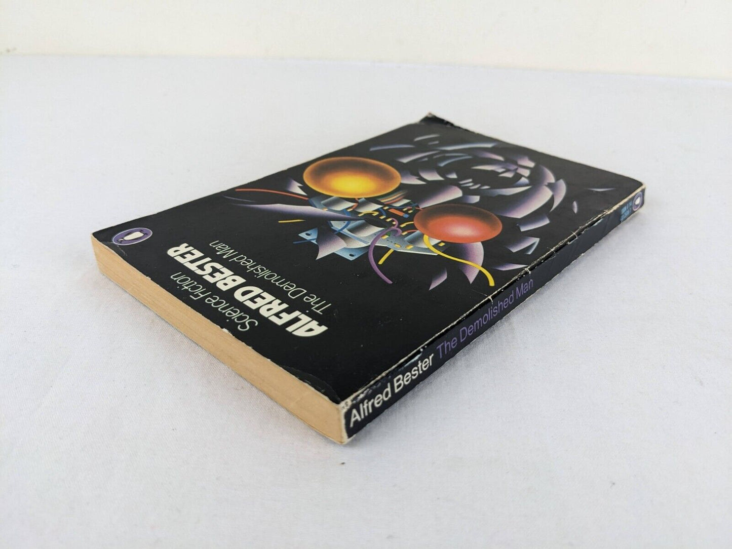 The demolished man by Alfred Bester 1974 David Pelham Penguin Science Fiction