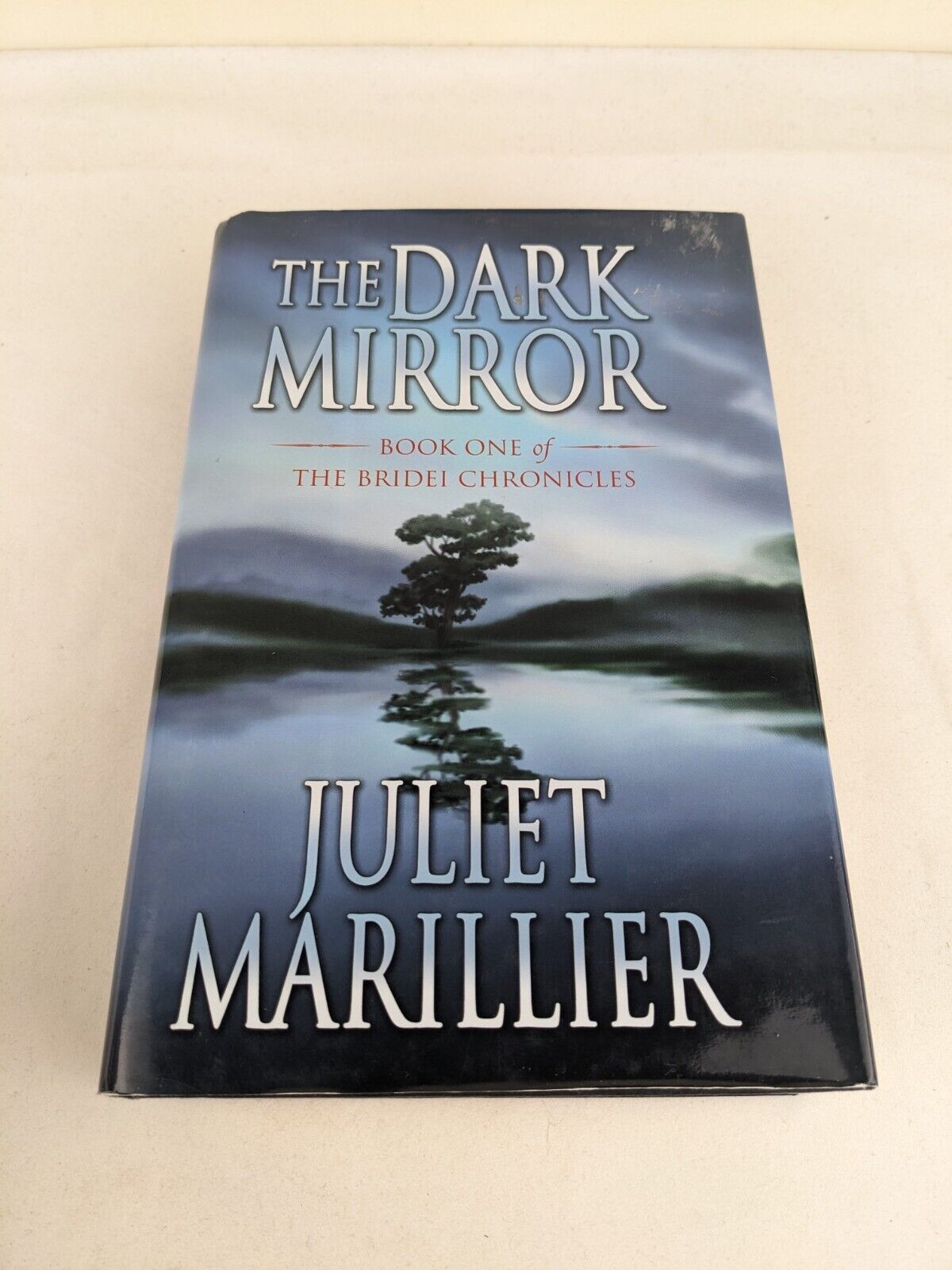 The dark mirror by Juliet Marillier 2004 Hardcover Bridei Chronicles RARE HC