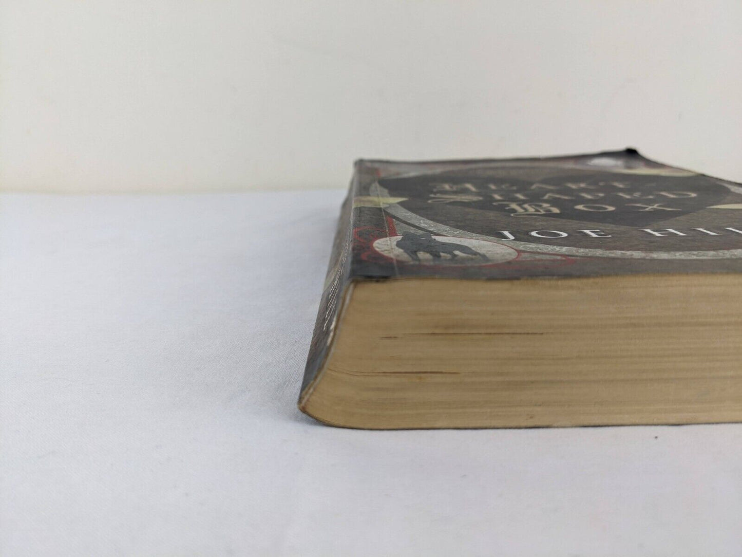 Heart-Shaped Box by Joe Hill 2007