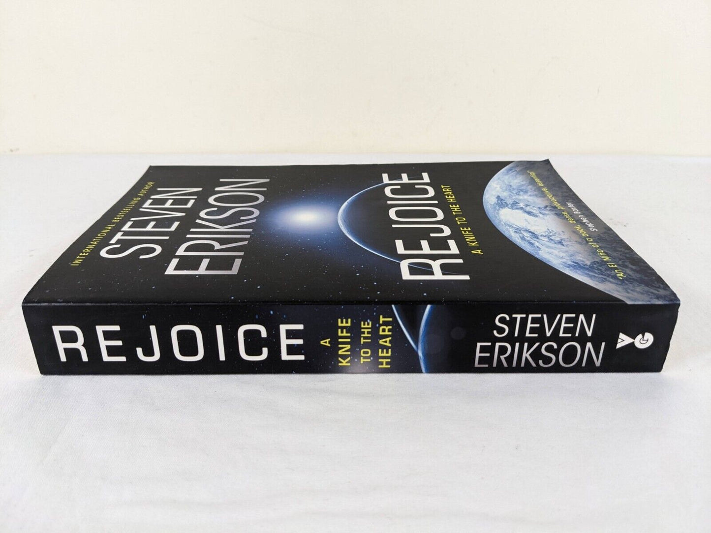 Rejoice: A knife to the heart by Steven Erikson 2018 Science Fiction