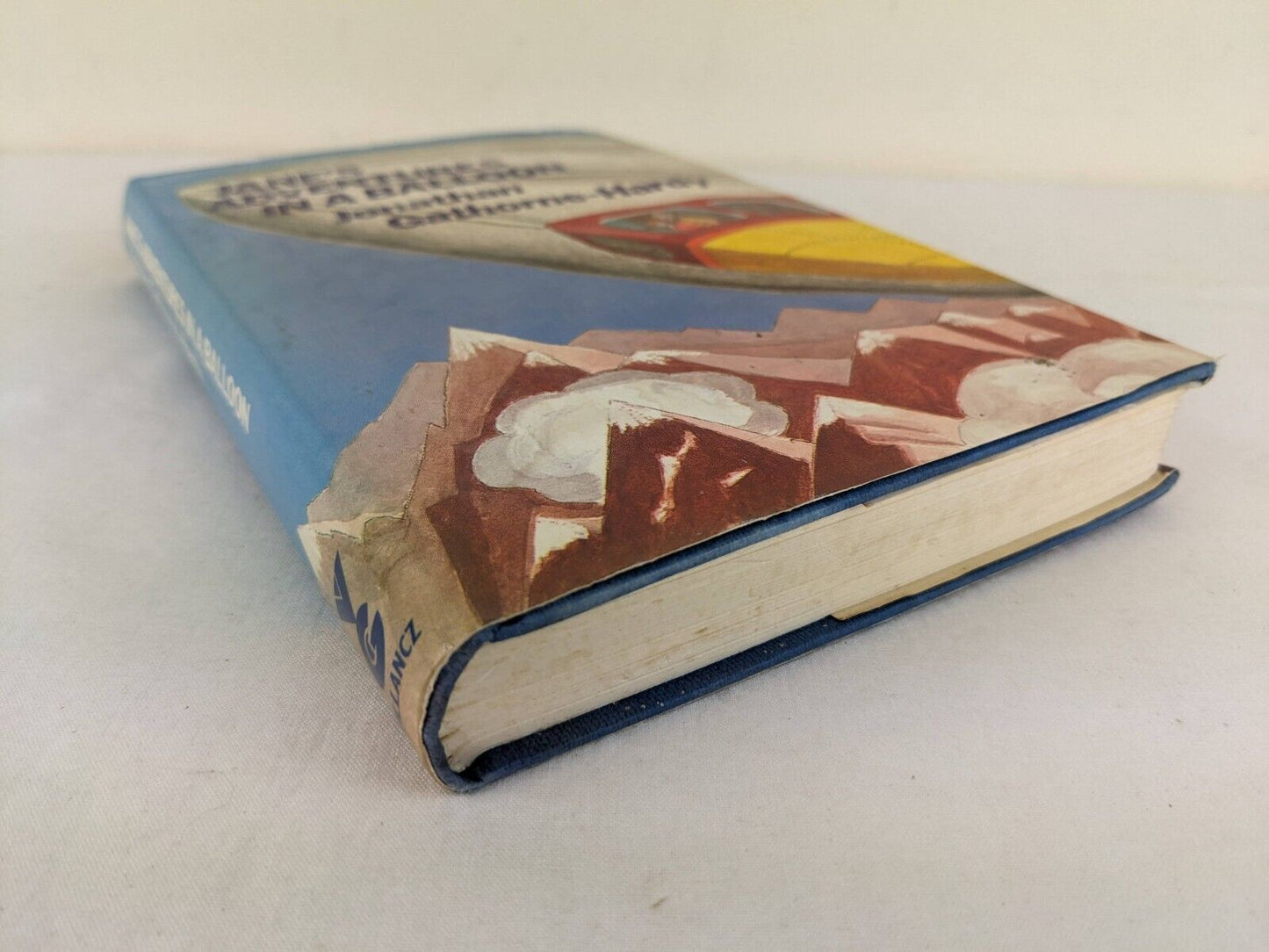 Jane's adventures in a balloon by Jonathan Gathorne-Hardy hardcover 1975