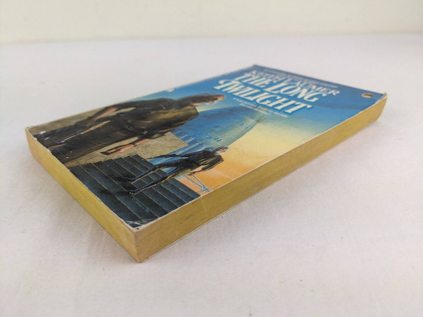 The long twilight by Keith Laumer 1986