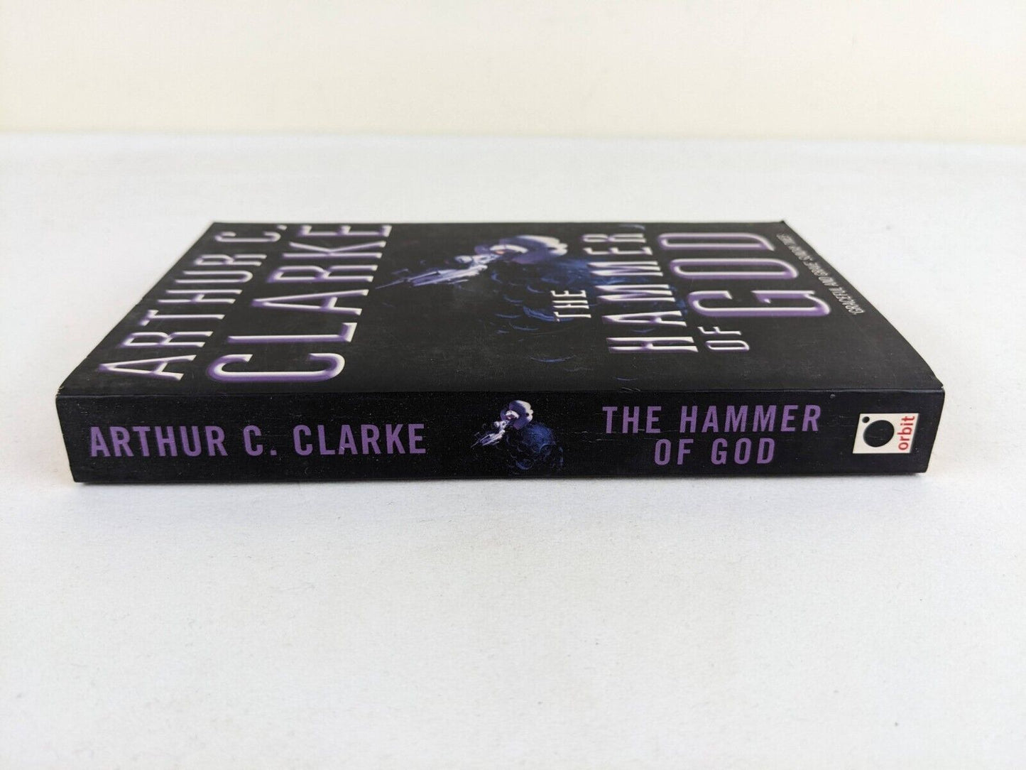 The hammer of god by Arthur C. Clarke 2000