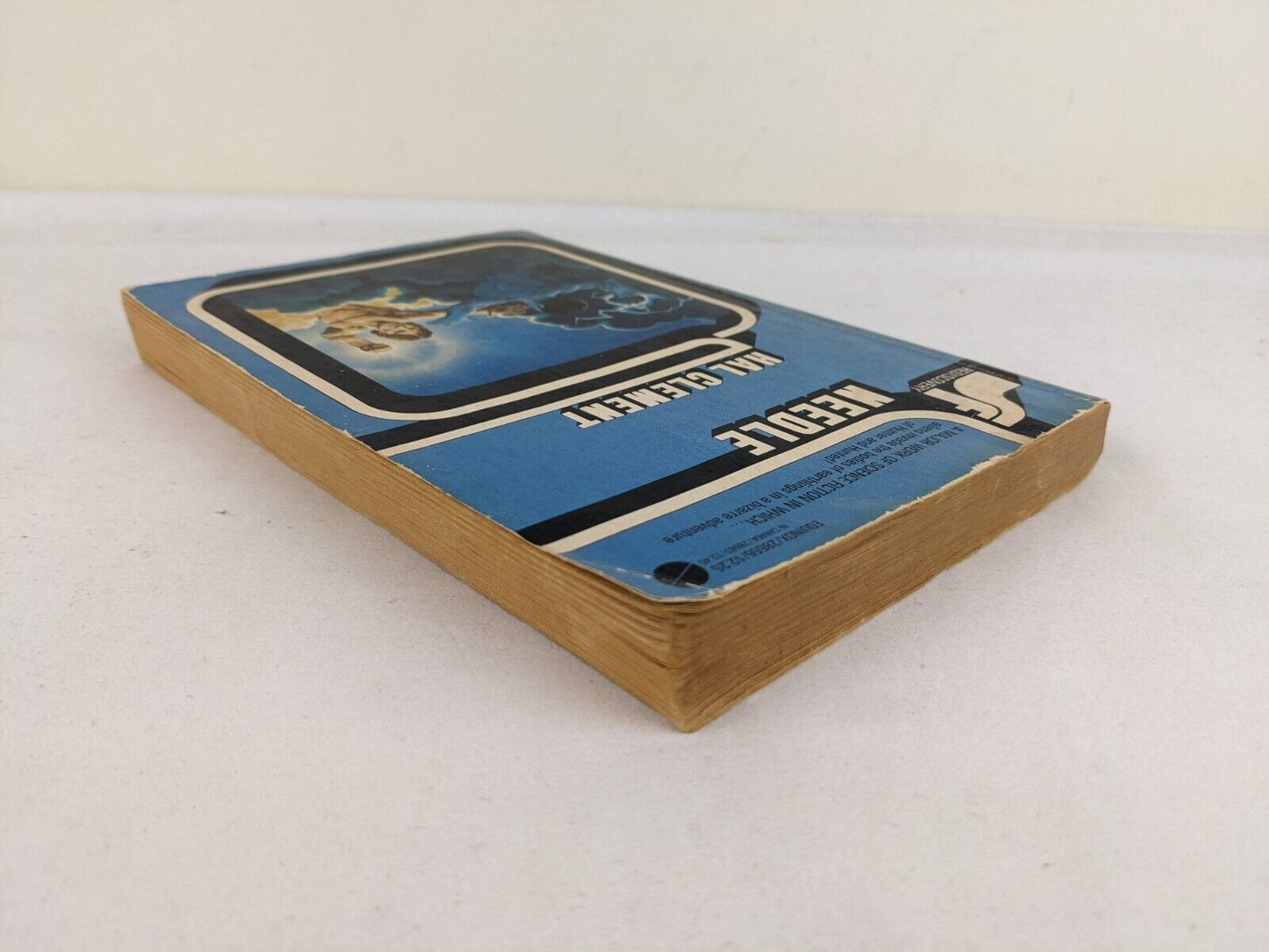 Needle by Hal Clement 1976 Equinox Printing - Science fiction Rediscovery