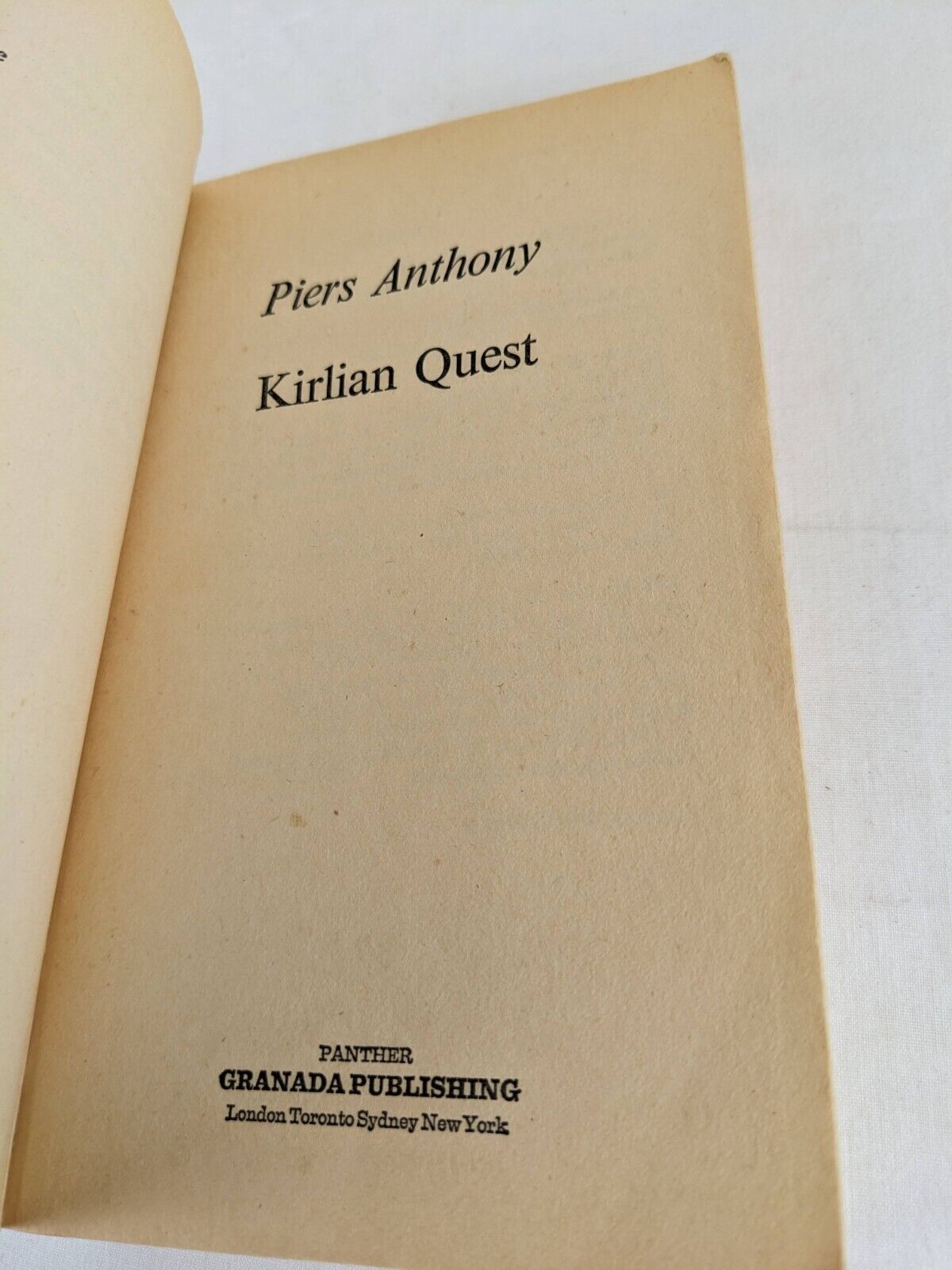 Pier's Anthony's Cluster complete  volume 1-5 1979 - Vicinity, Lady, Quest etc.