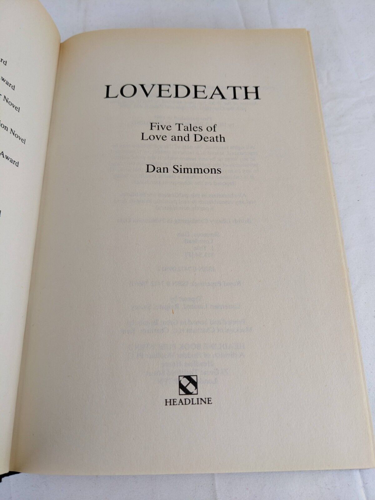 Lovedeath by Dan Simmons 1993 Hardcover Headline UK First Edition