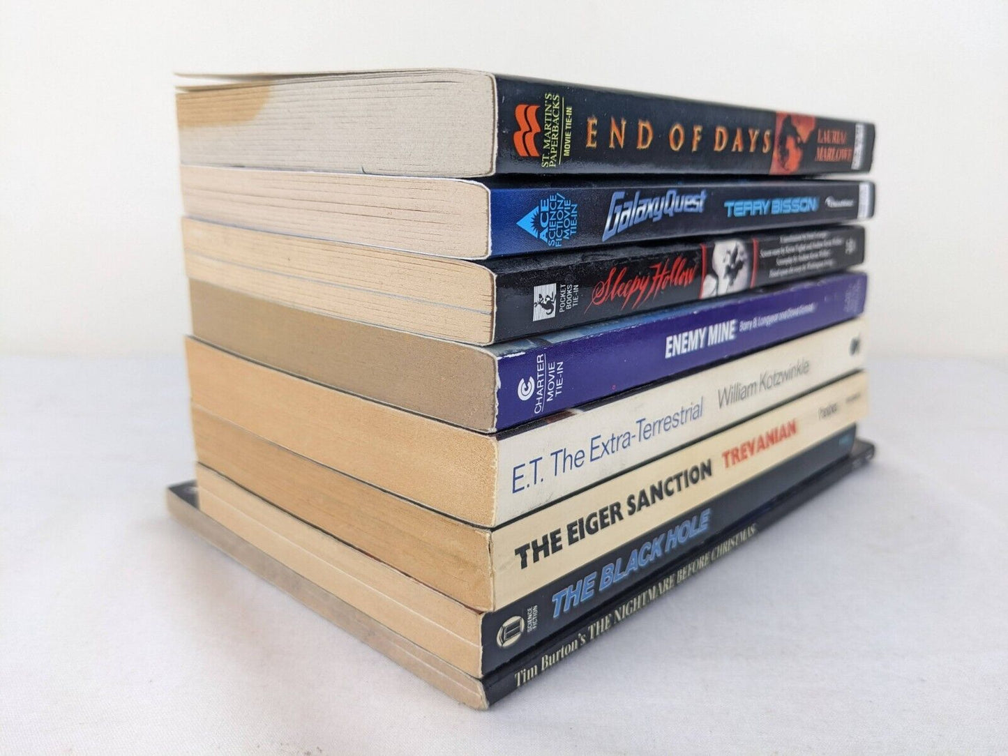 Movie tie-up novelization x 8 - Enemy mine, E.T., Eiger Sanction, Black hole etc
