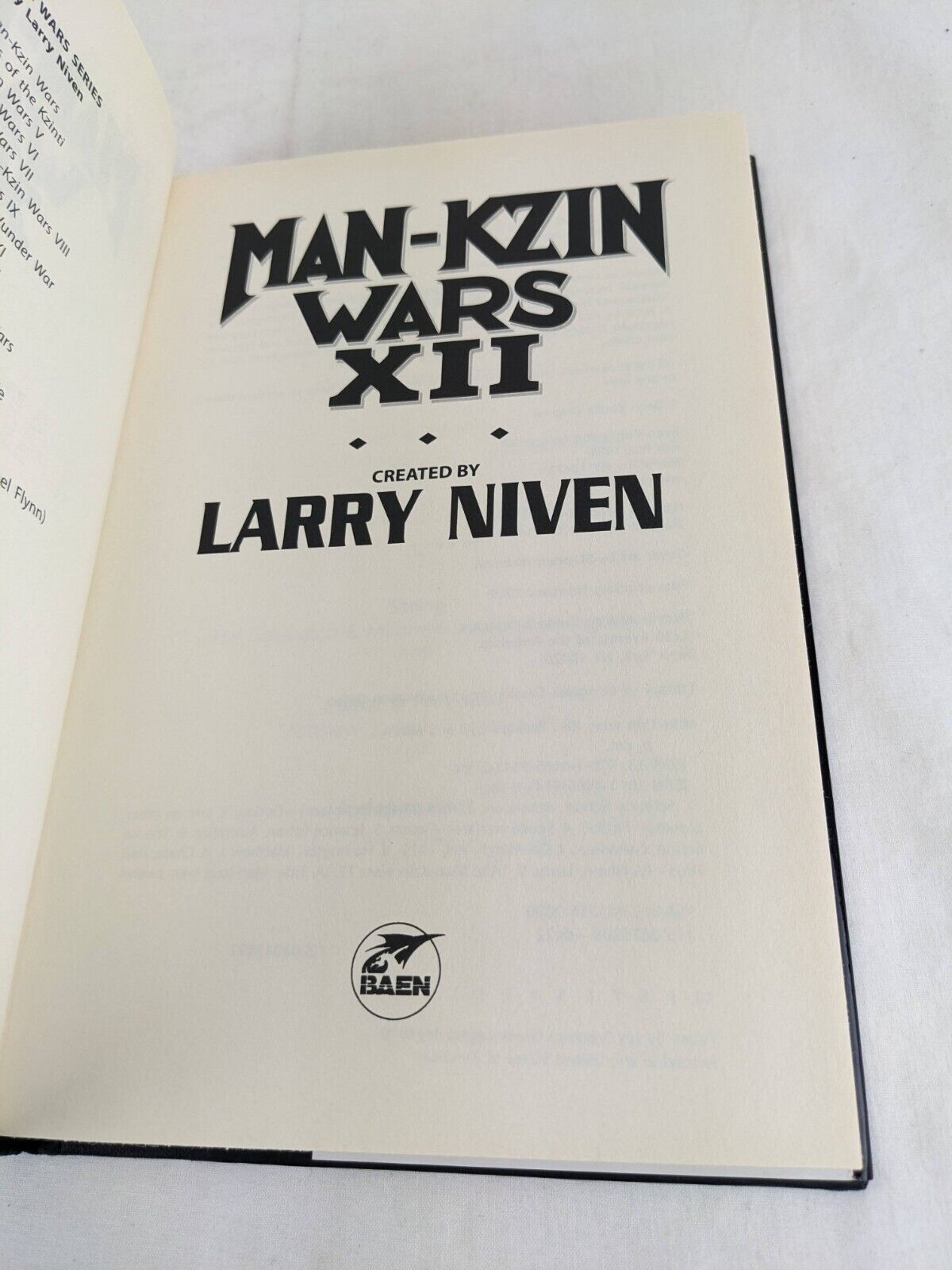 Man-Kzin wars XII by Hal Colebatch Larry Niven 2009 First Edition Hardcover Baen