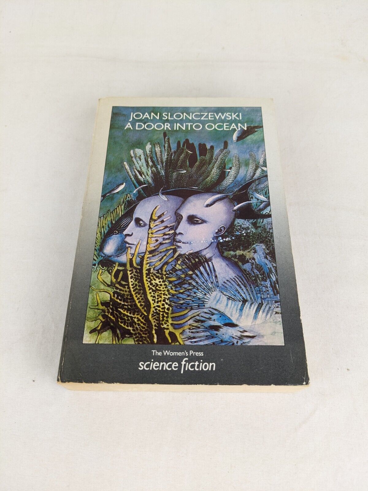 A door into ocean by Joan Slonczewski 1987 Women's press science fiction