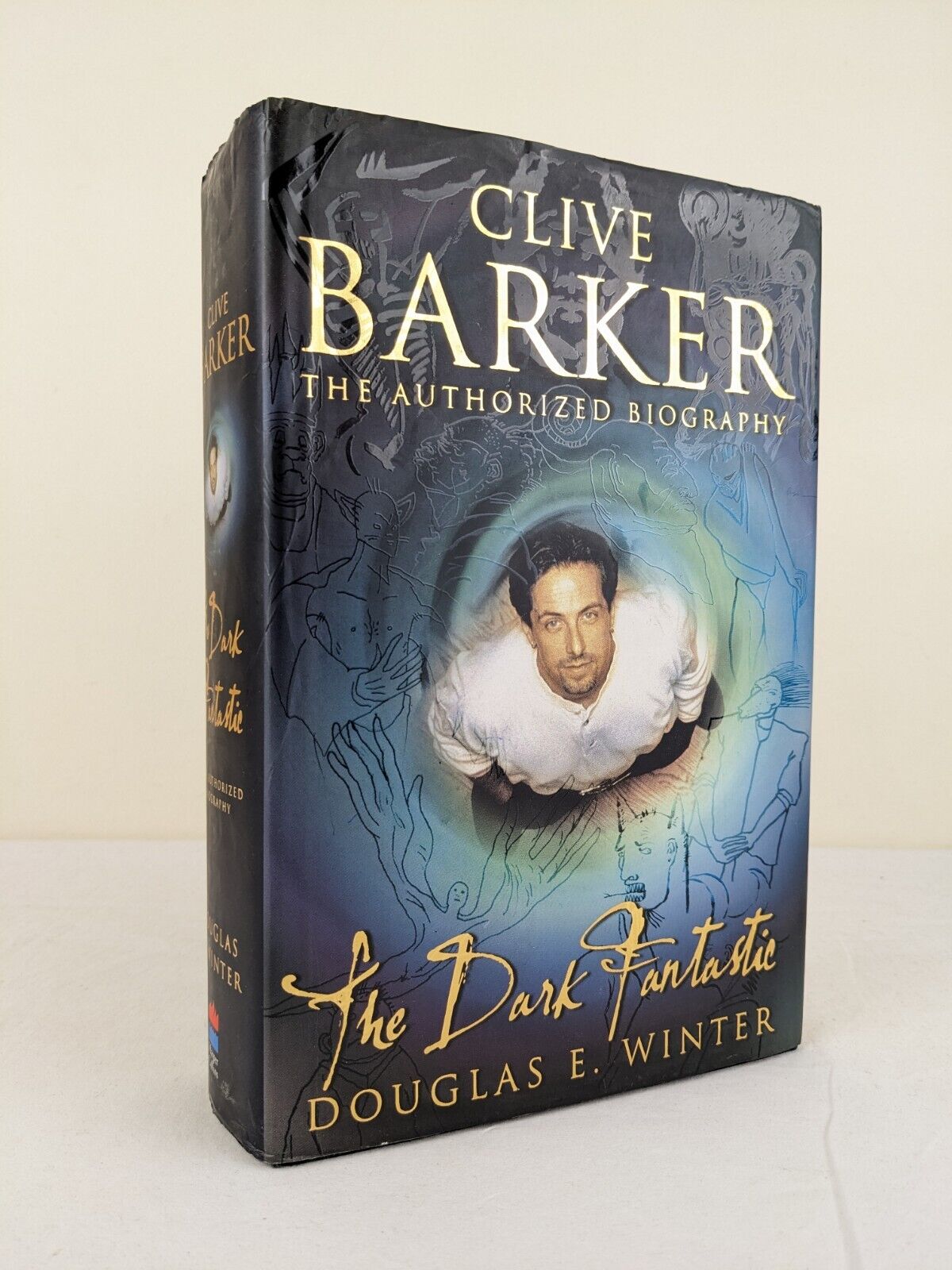 The dark Fantastic - Clive Barker biography by Douglas E. Winter Hardcover 2001