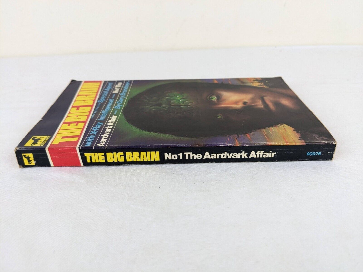 The Aardvark Affair by Gary Brandner - 1976 The big brain