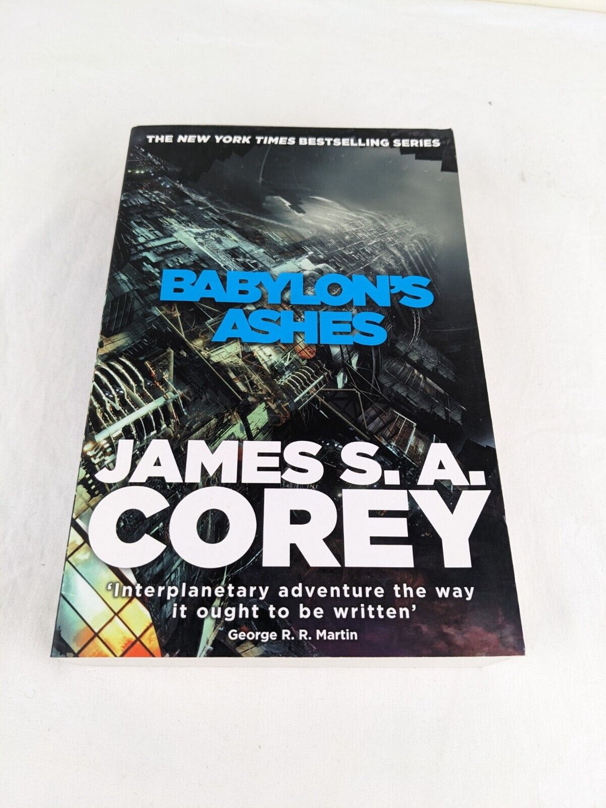 Babylon's ashes by James S. A. Corey 2016 The Expanse Large Paperback