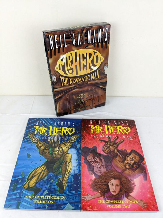 neil Gaiman - Mr. Hero the newmatic man complete comics in two volumes box set