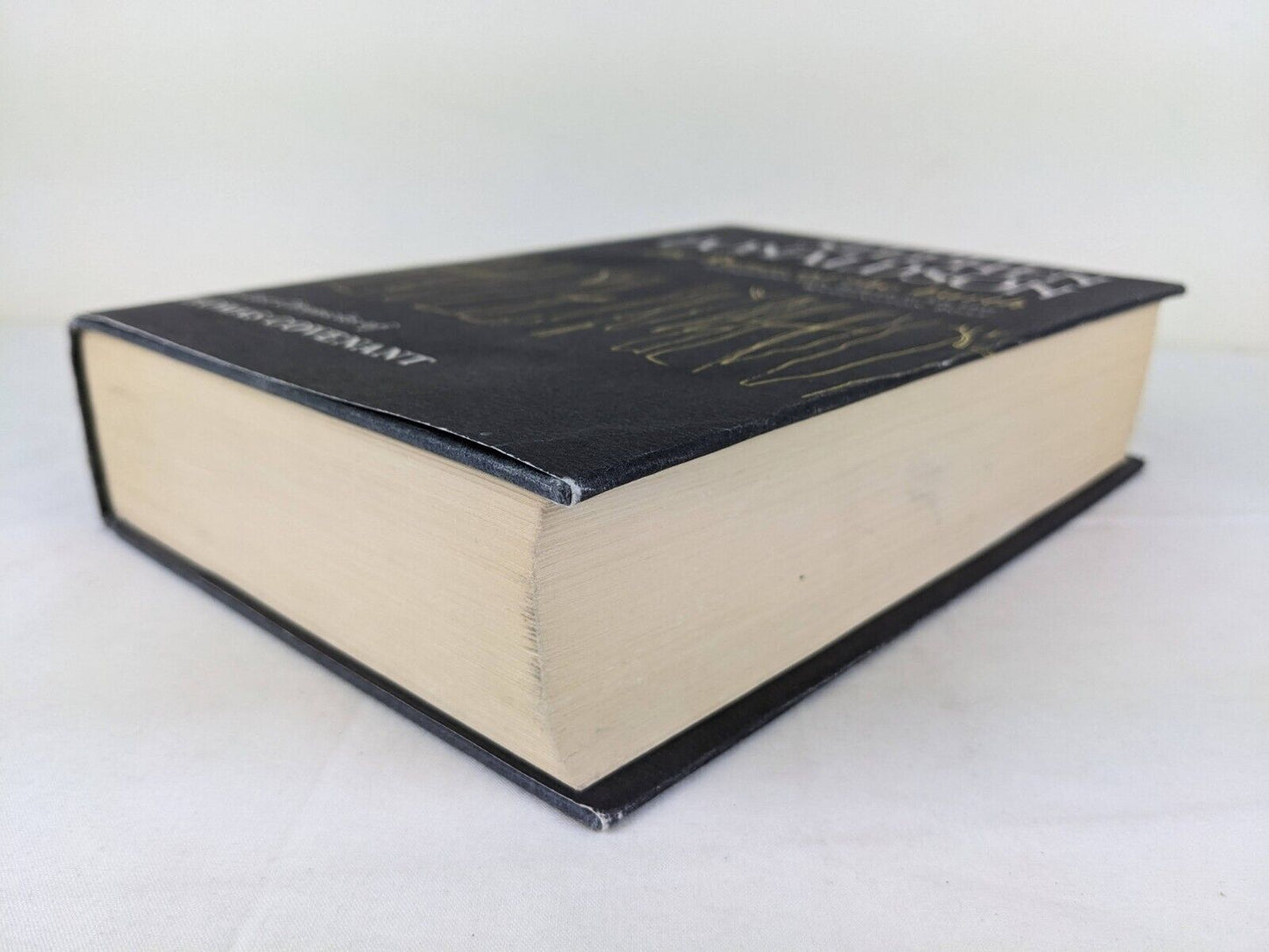Last of Thomas Covenant: Runes of the earth Stephen Donaldson Hardcover 2004