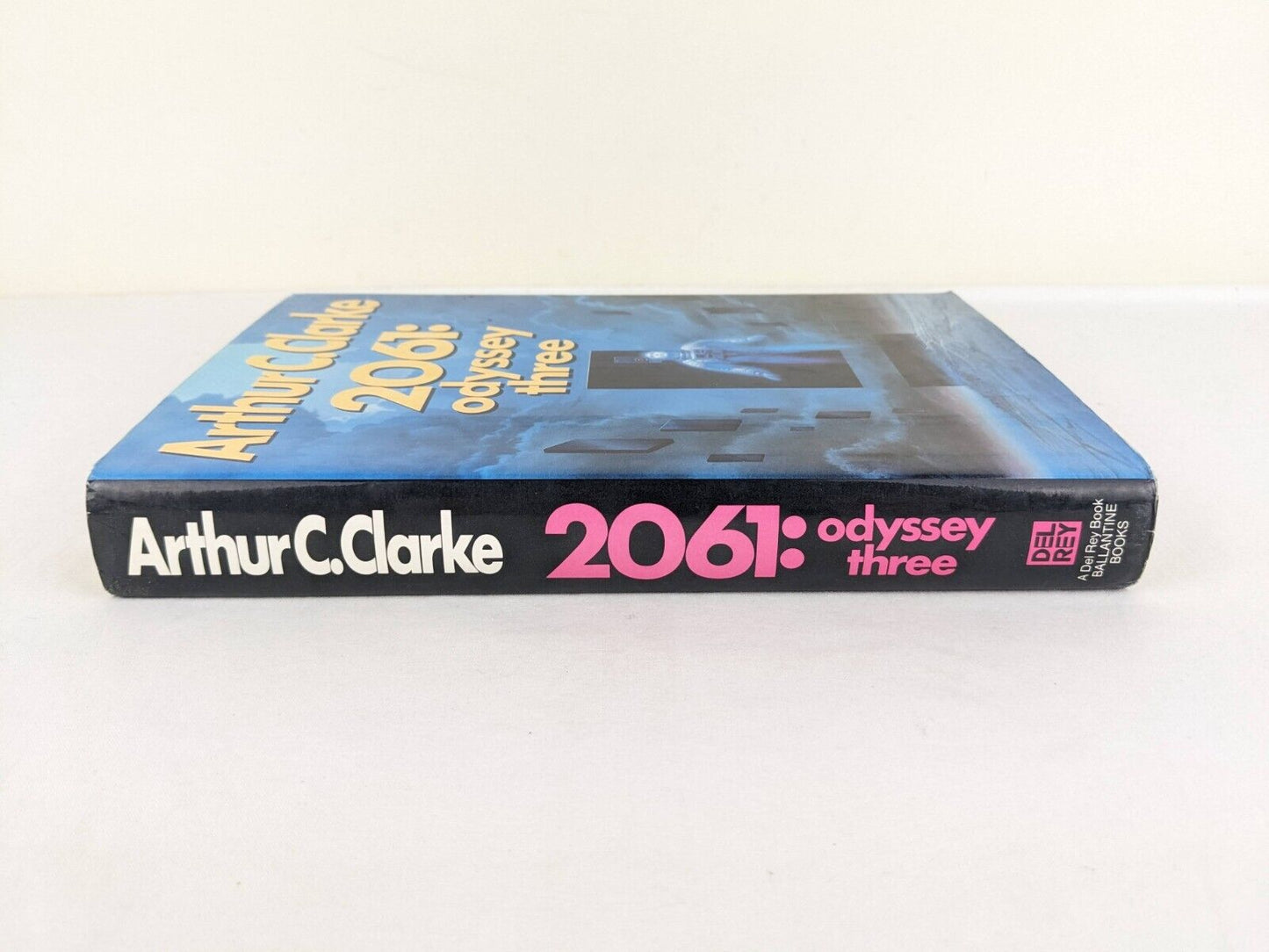 2061: Odyssey three by Arthur C. Clarke 1988 US First Edition Hardcover