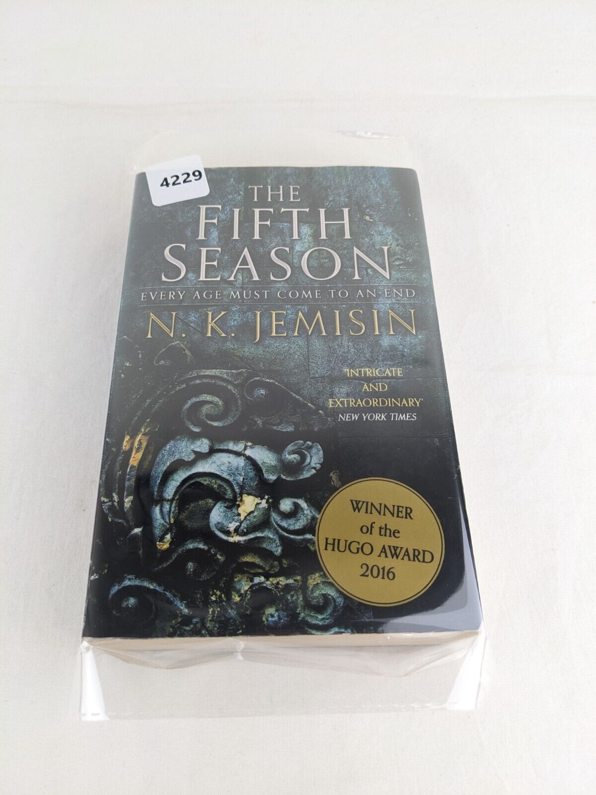 The fifth season by N. K. Jemisin 2015 The broken Earth