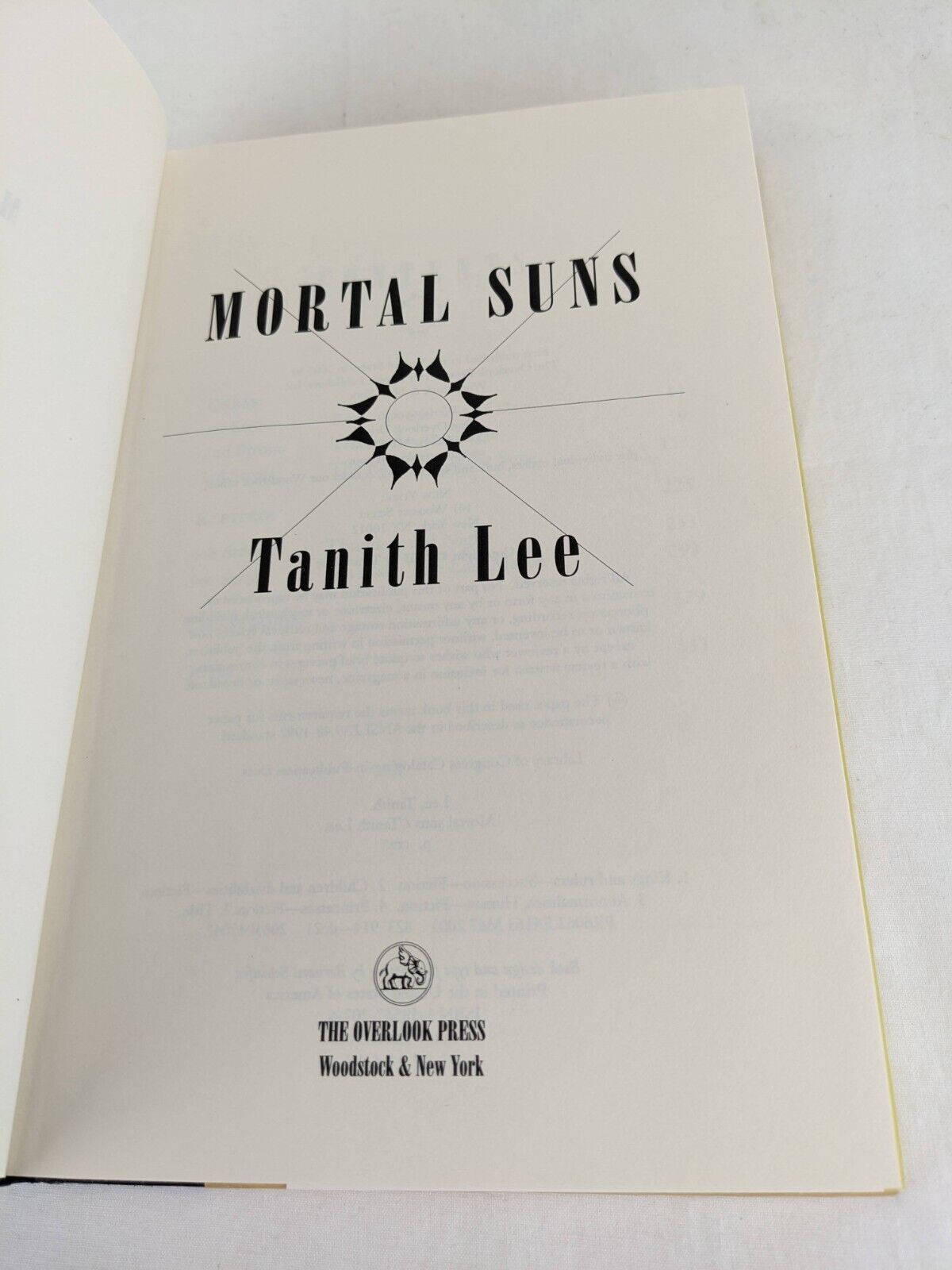 Mortal suns by Tanith Lee 2003 Hardcover First Edition