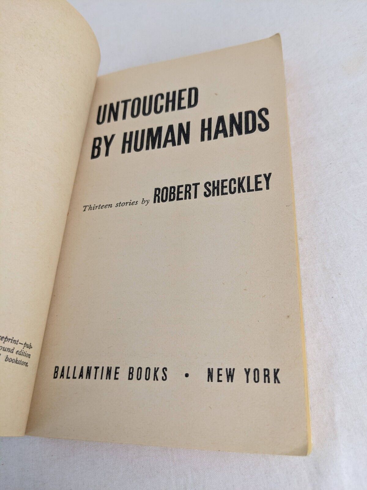 Untouched by human hands by Robert Sheckley 1957 Science Fiction