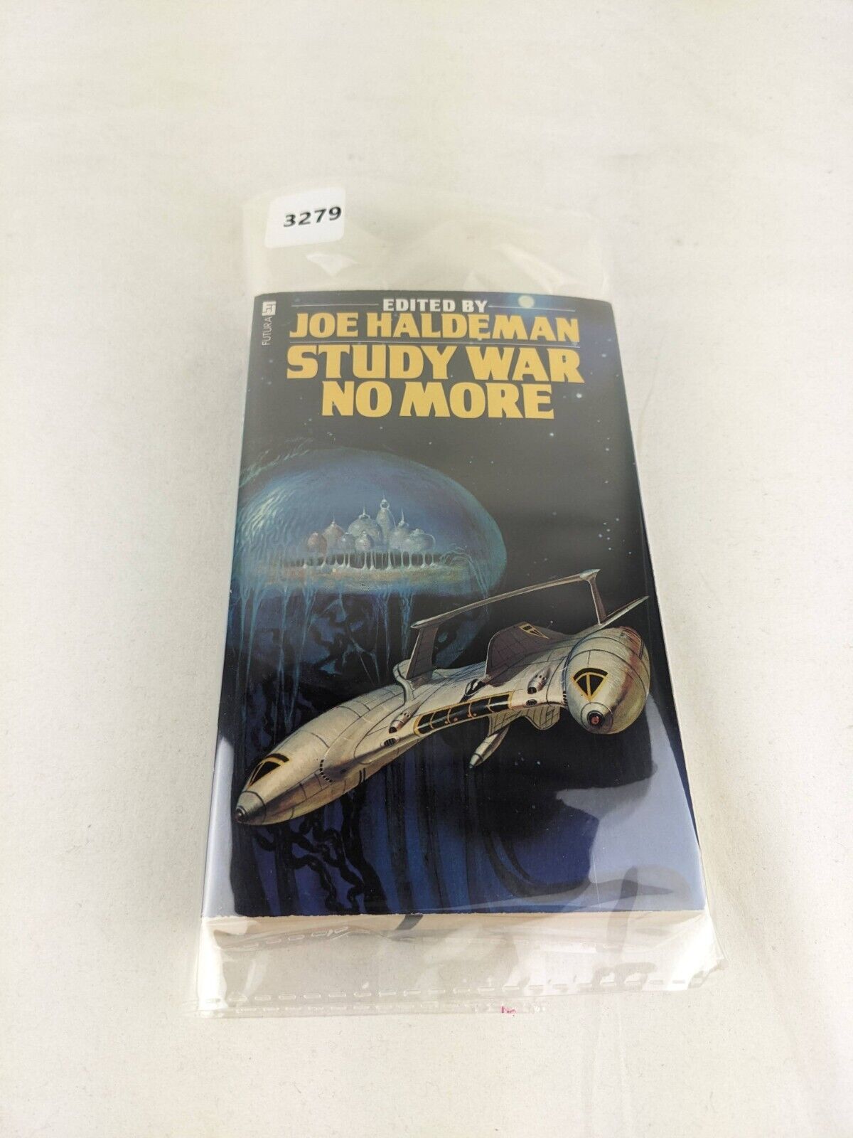 Study war no more edited by Joe Haldeman 1987