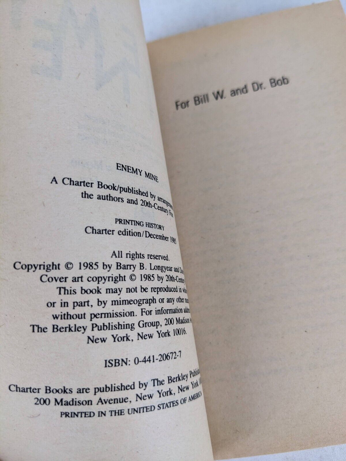Movie tie-up novelization x 8 - Enemy mine, E.T., Eiger Sanction, Black hole etc