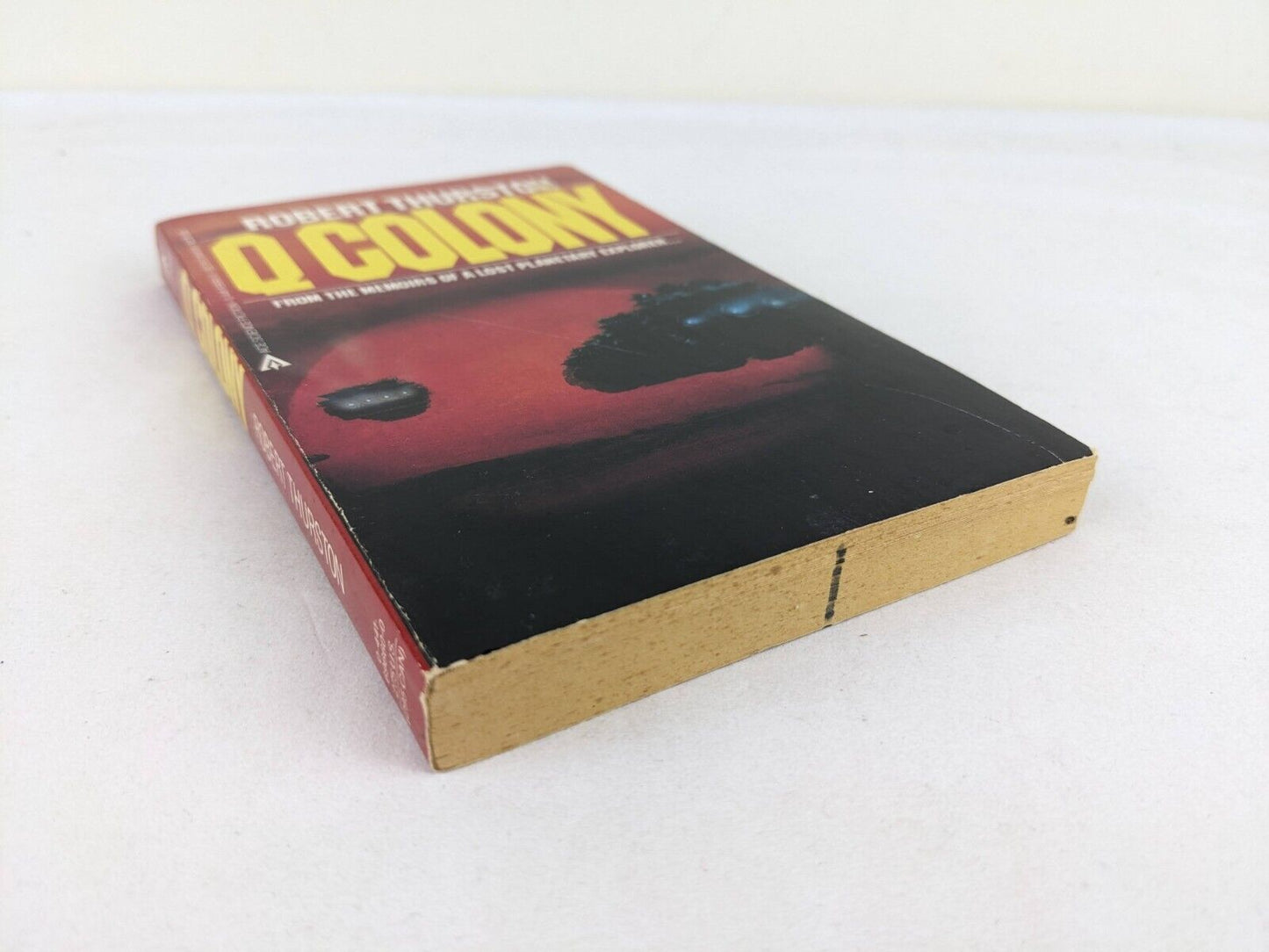Q colony by Robert Thurston 1985