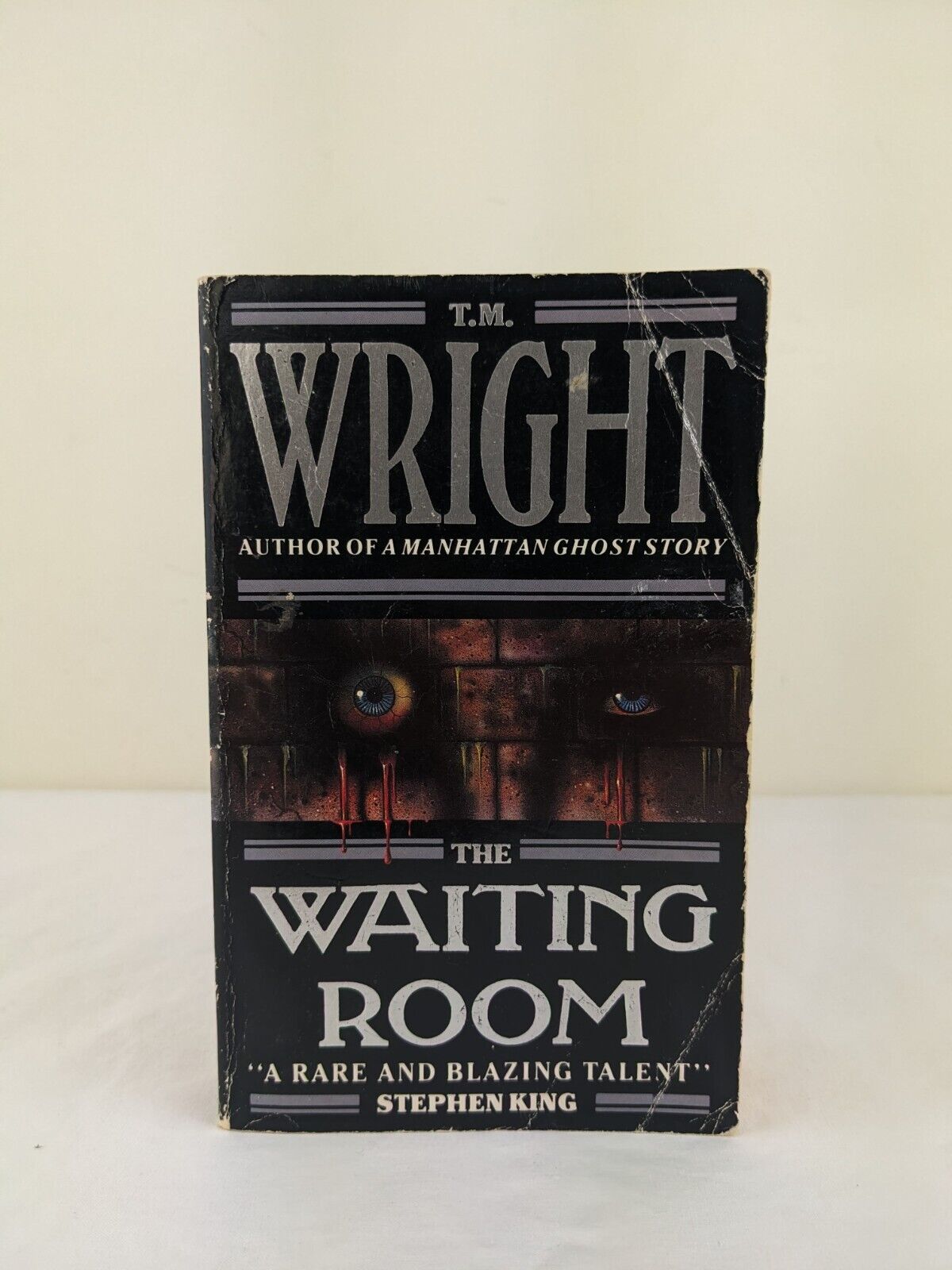 The waiting room by T.M. Wright 1990 Gollancz Horror